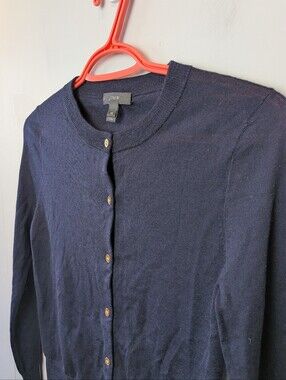 J CREW Women Button Up Cardigan 100% Merino Wool Size XS Navy Blue Gold Buttons